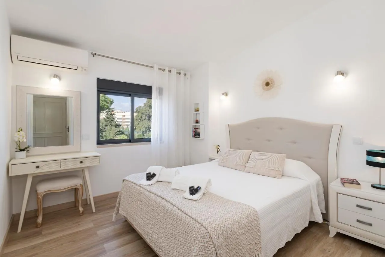 Holiday home Centralgarve - Villa Crown 22 Quarteira